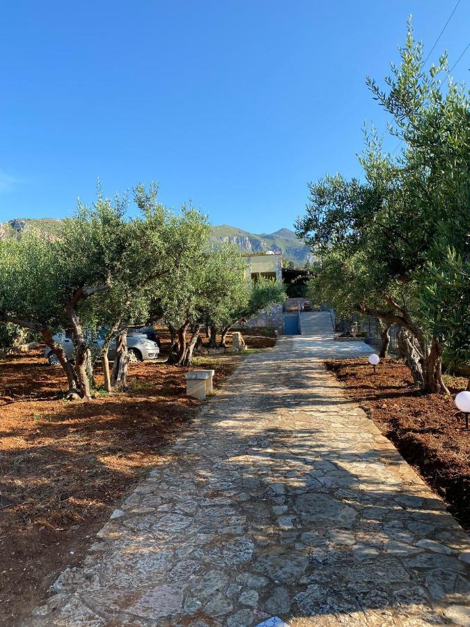 Villa L'Orizzonte Di Calabianca 卡斯泰拉马莱 外观 照片