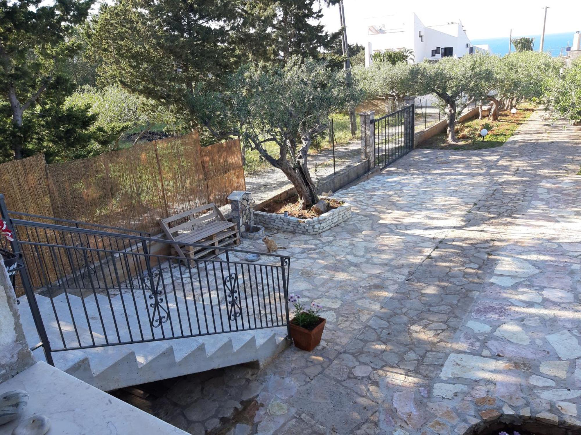 Villa L'Orizzonte Di Calabianca 卡斯泰拉马莱 外观 照片